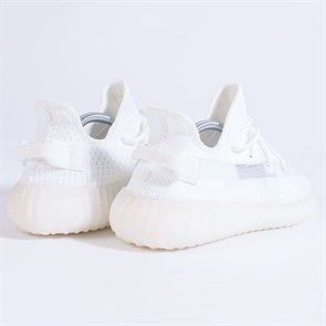 Кроссовки adidas Yeezy Boost 350 V2, Cream Triple White - фото 33785