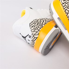 Кроссовки Nike Air Jordan 3 Retro, Laser Orange - фото 34319