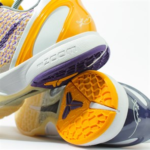 Кроссовки Баскетбольные Nike Kobe VI, 3D Lackers - фото 37081