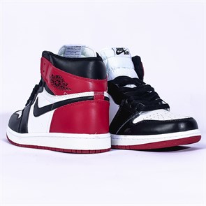 Кроссовки Nike Air Jordan 1 Retro, Black Toe - фото 12635